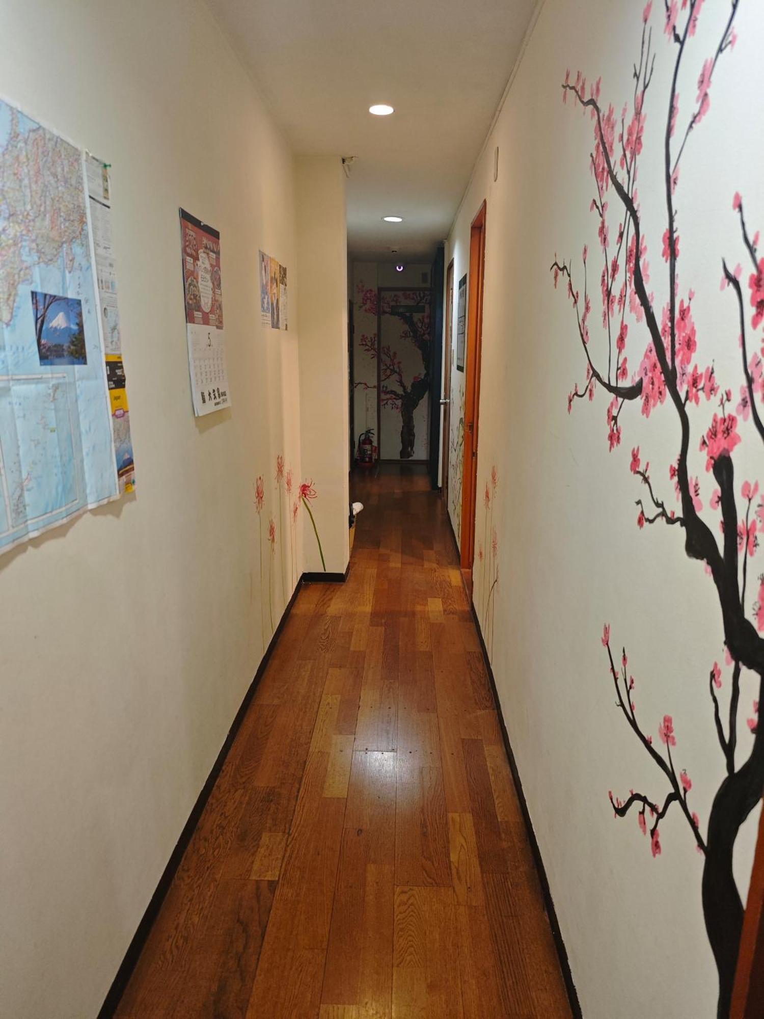 Hostel Peace House Sakura *
